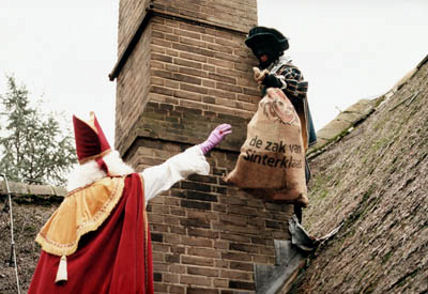 Sinterklaas and Zwarte Piet on Roof